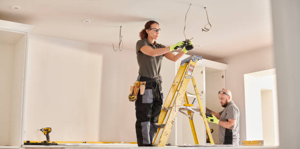 Best Electrical Installation Contractor  in Madelia, MN