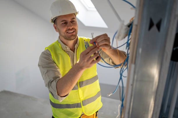 Best Electrical Contractors for Businesses  in Madelia, MN
